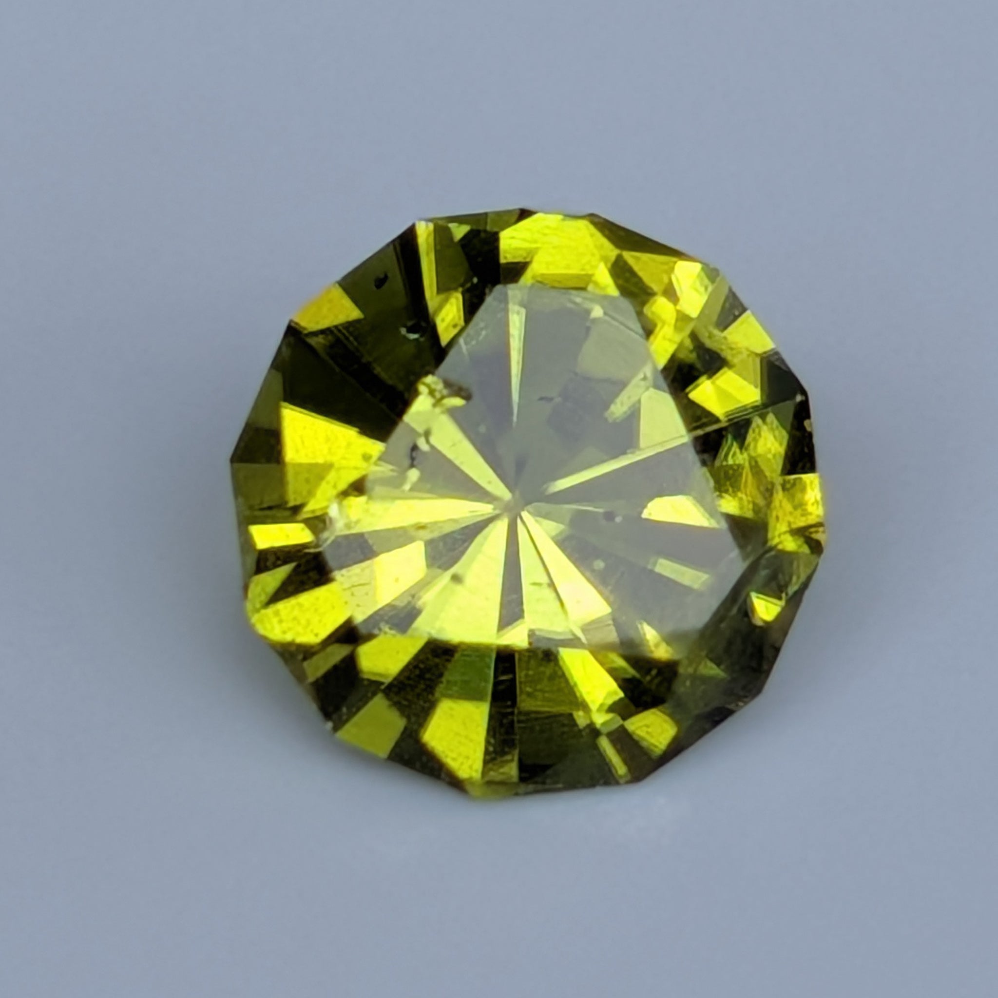 Peridot - 1.2ct (7mm)