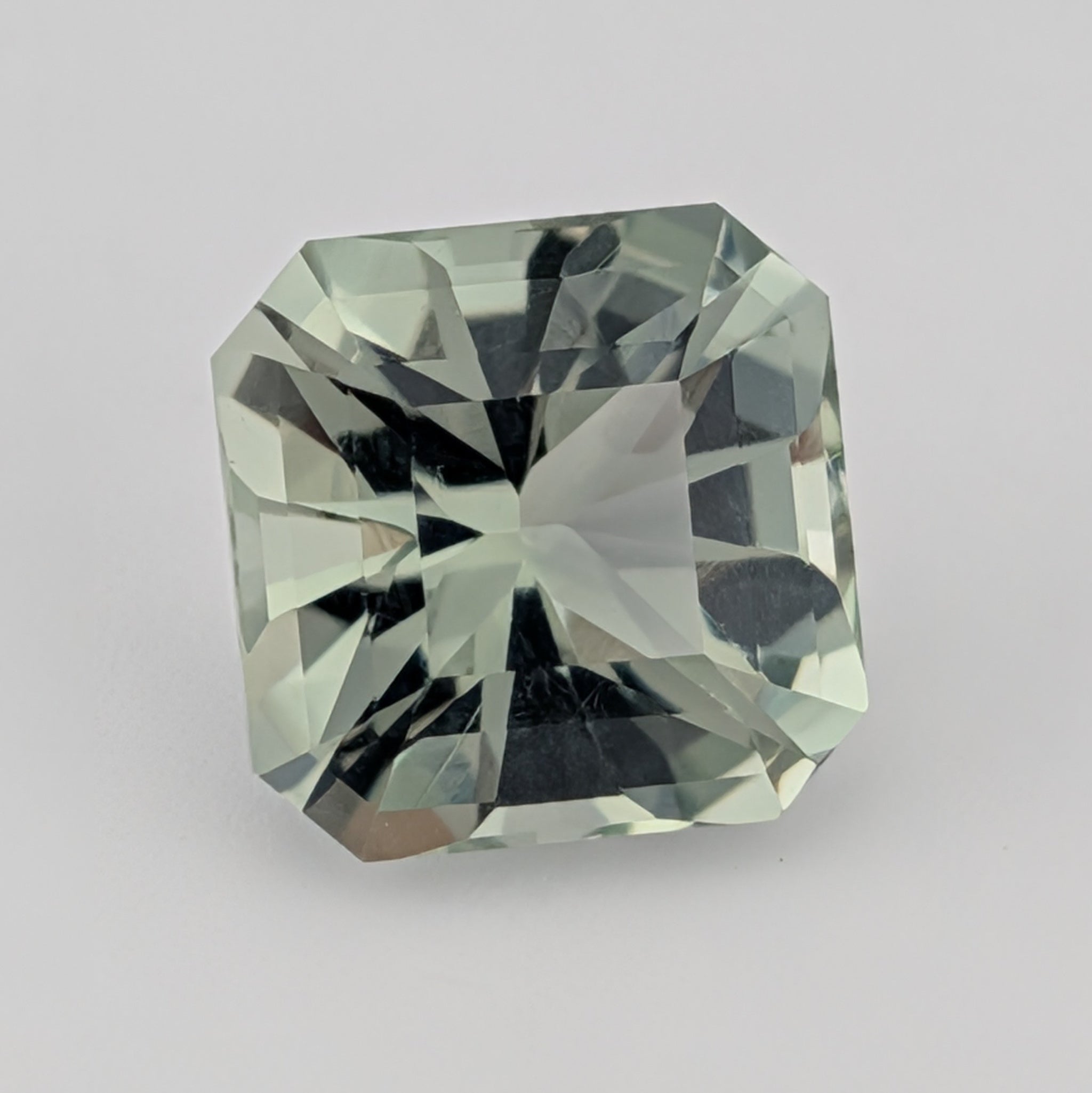 Prasiolite - 5.93 ct (11mm)
