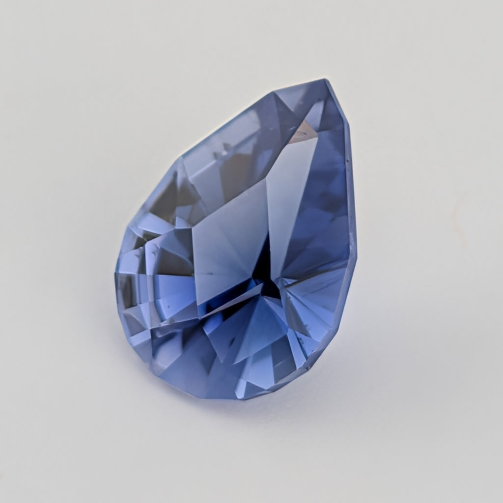 Synthetic Sapphire - 3.99 ct (8.6 mm x 11.5 mm)