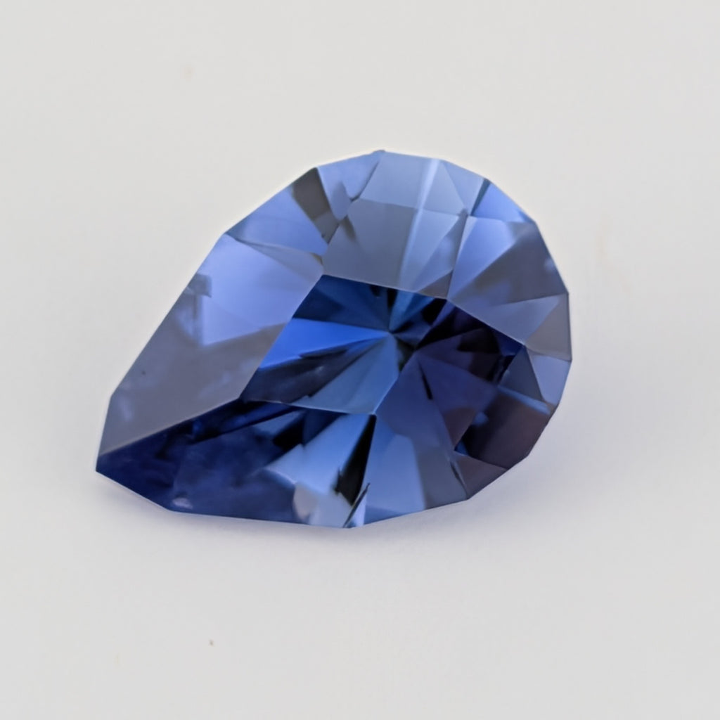 Synthetic Sapphire - 3.99 ct (8.6 mm x 11.5 mm)