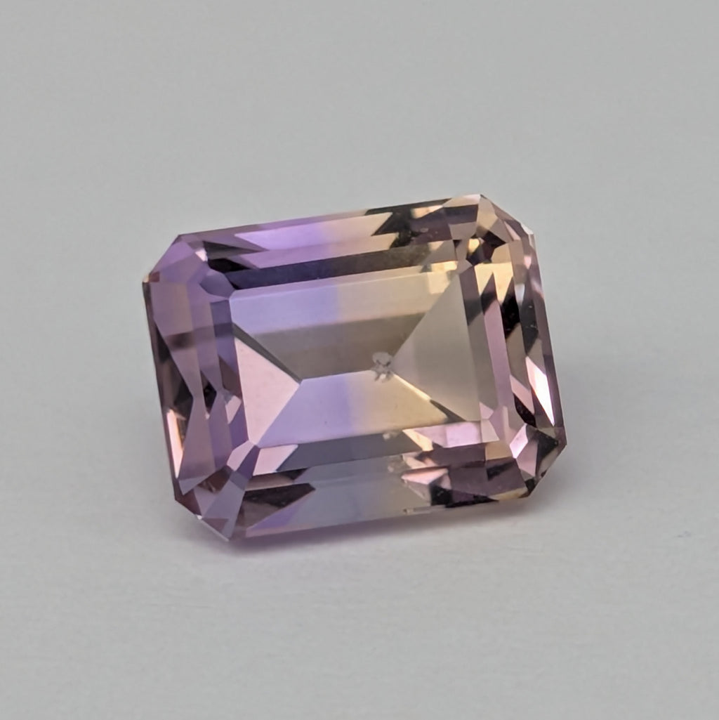 Ametrine - 3.4ct (9.2mm x 7mm)