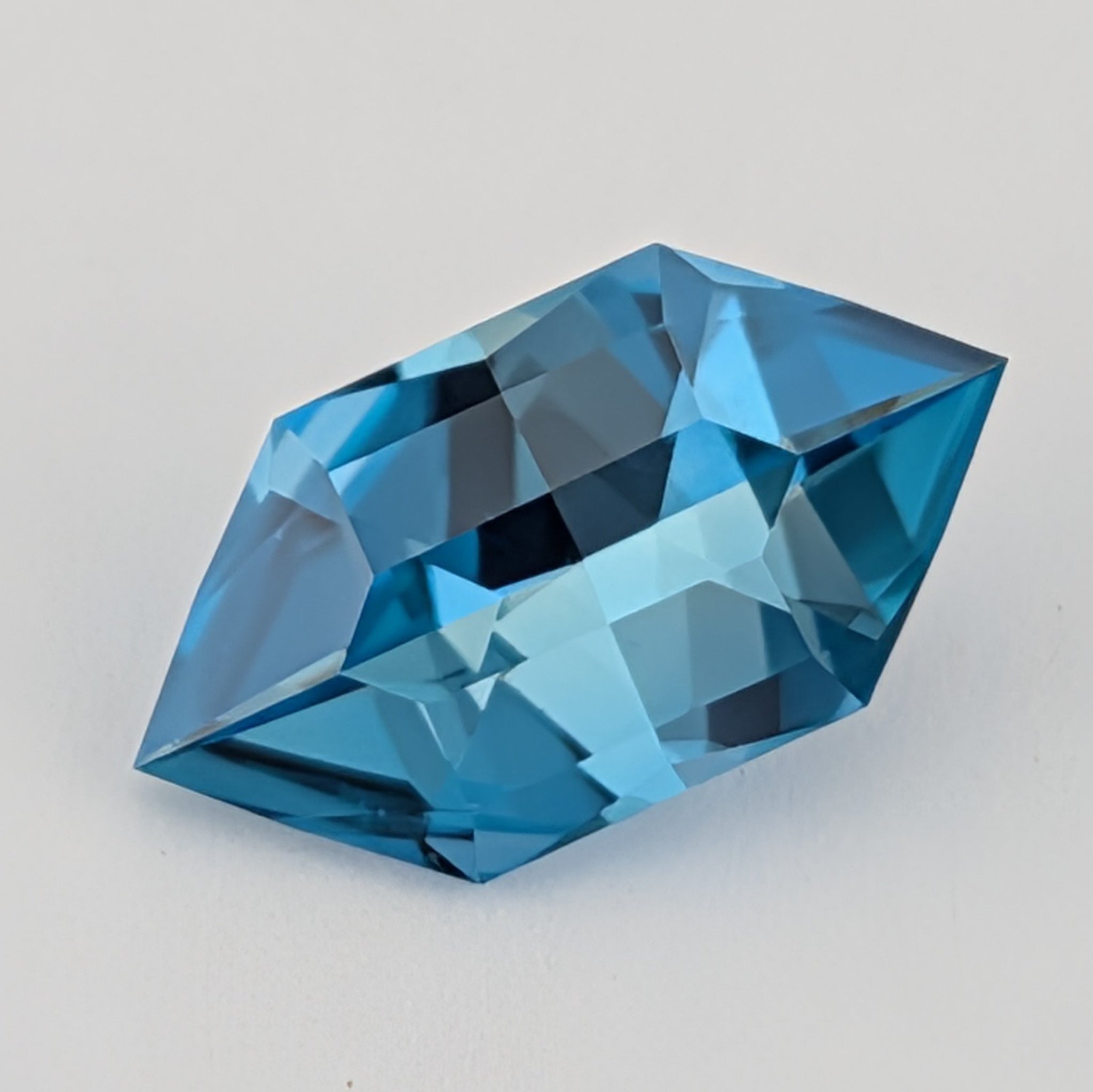 Dark Paraiba Synthetic Sapphire - 3.13ct (7mm x 13mm)