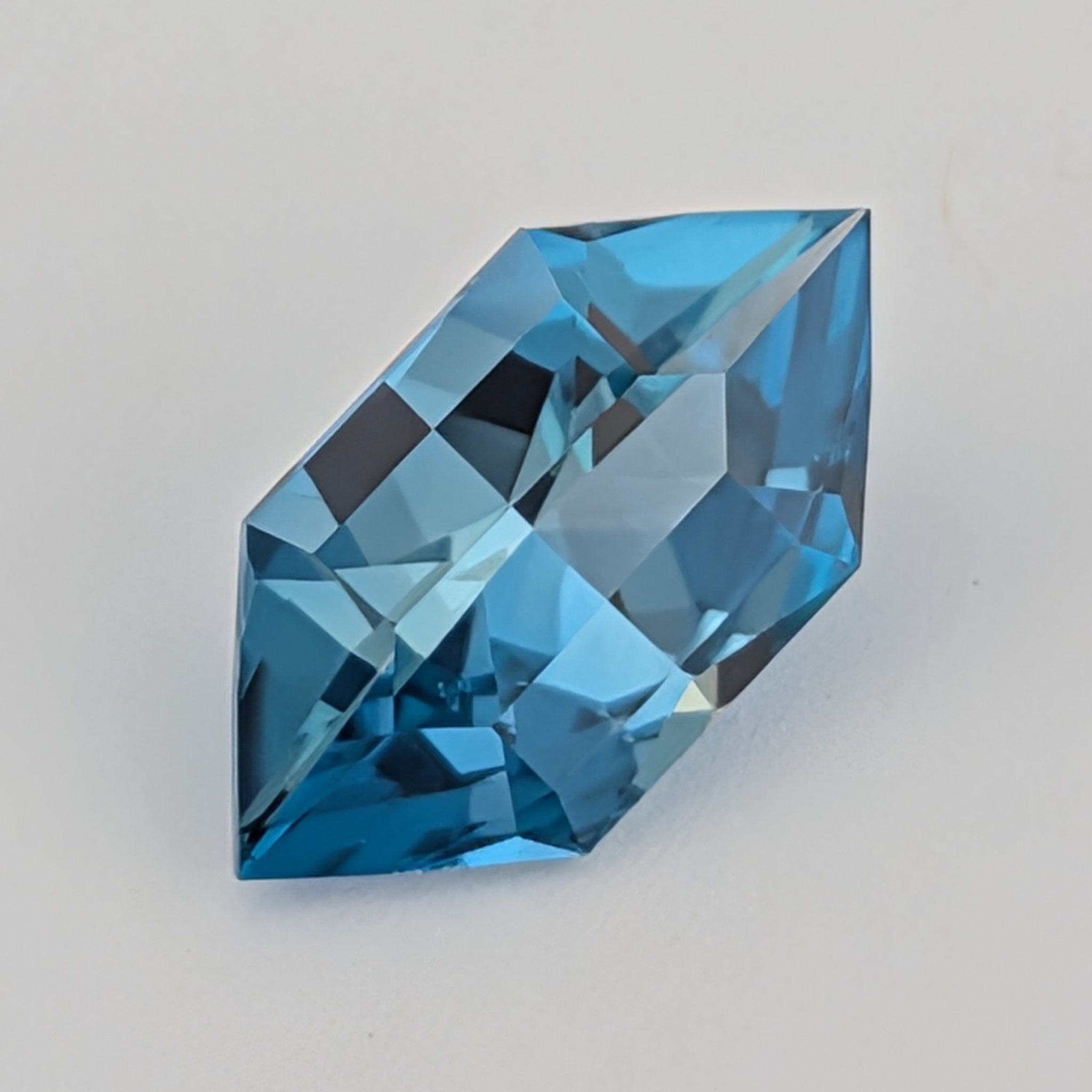 Dark Paraiba Synthetic Sapphire - 3.13ct (7mm x 13mm)