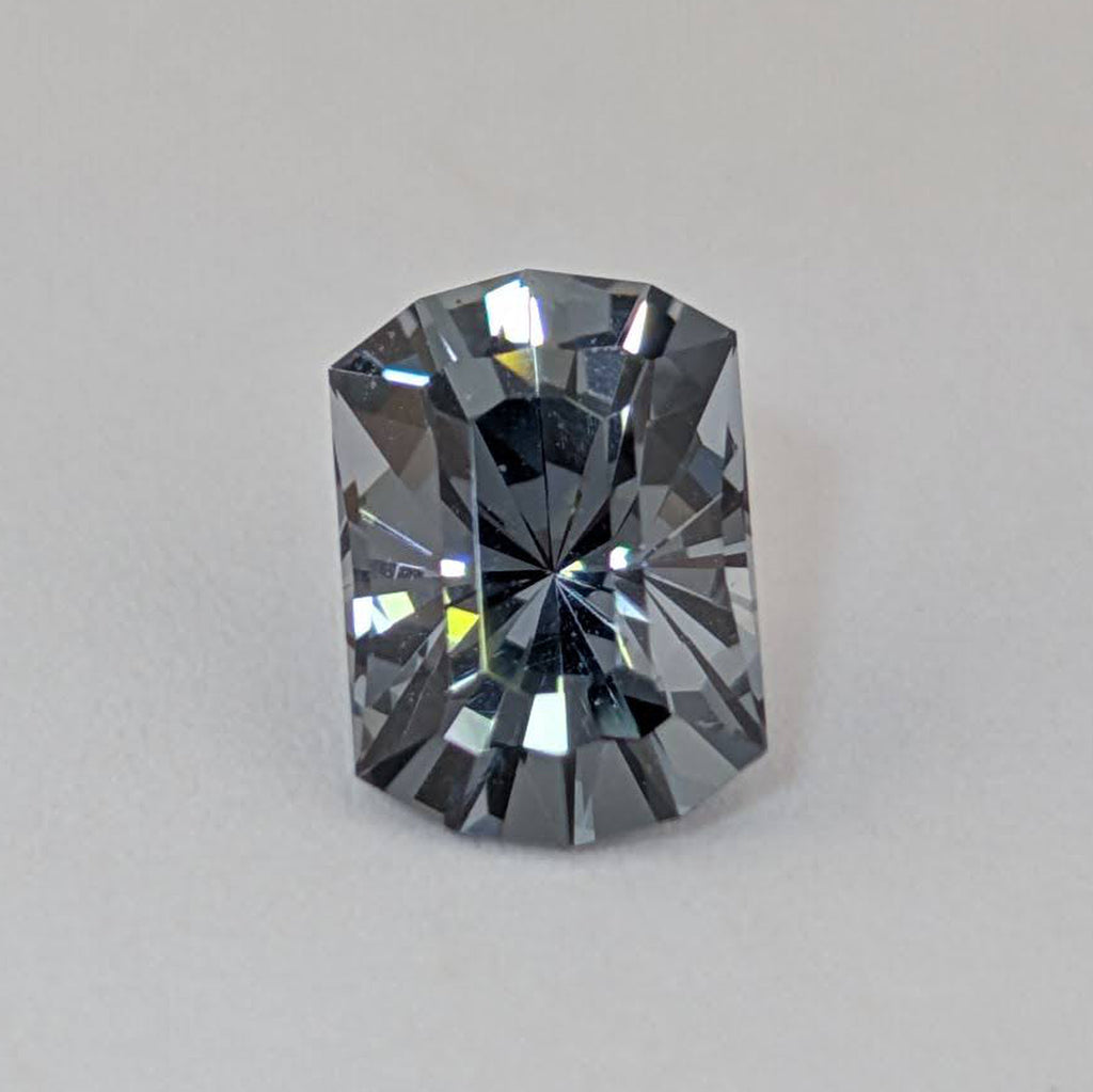 Grey Spinel - 1.54 ct (8mm x 5.5mm)
