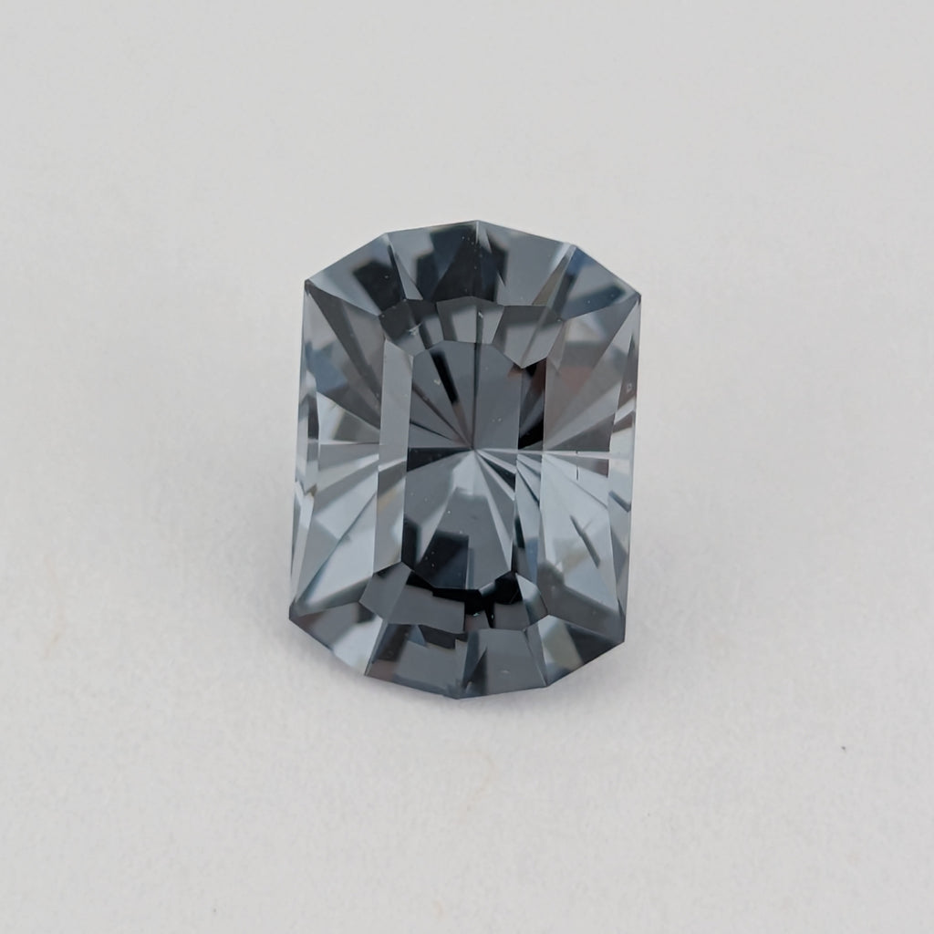Grey Spinel - 1.54 ct (8mm x 5.5mm)