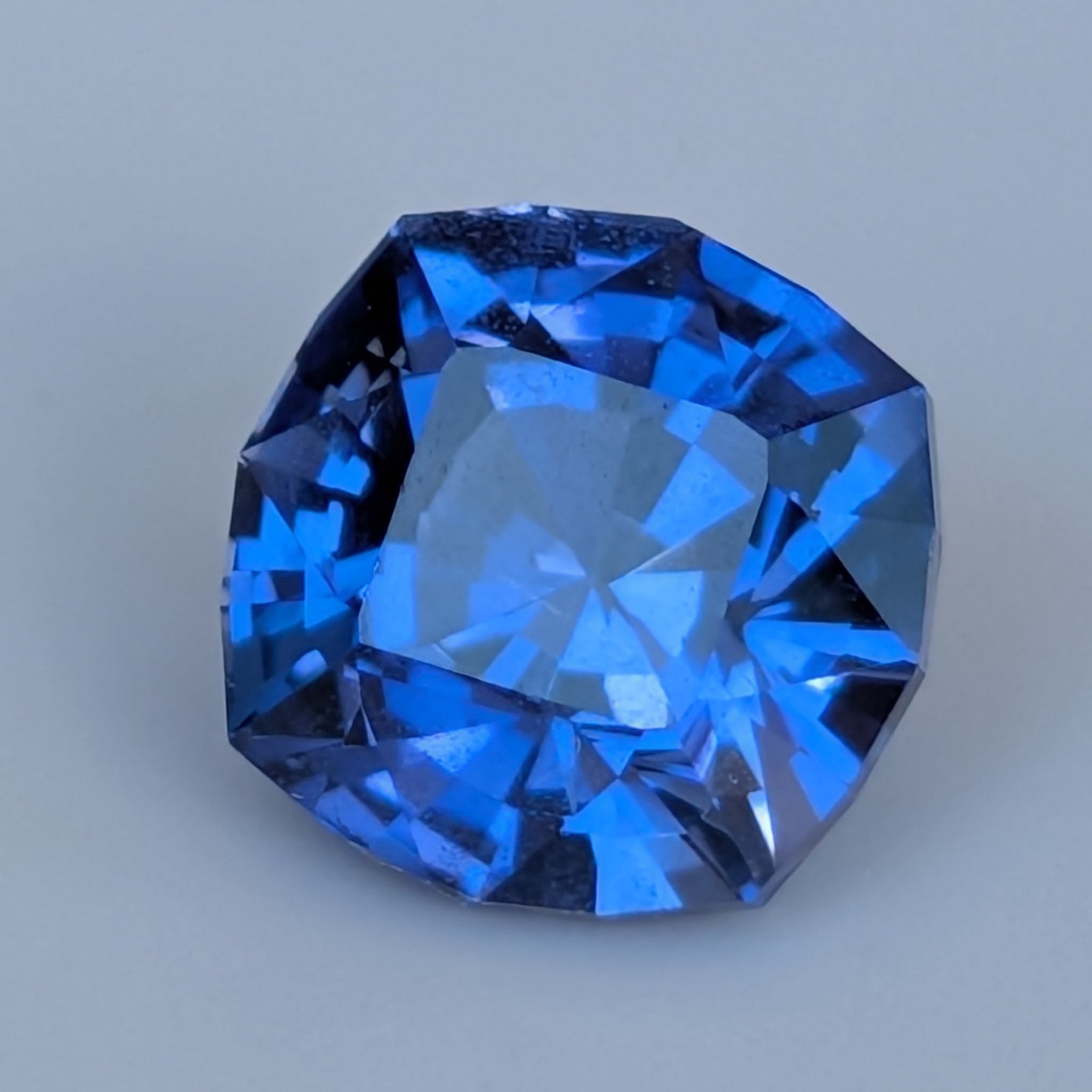 Synthetic Sapphire -  2.49ct (7.4 mm)