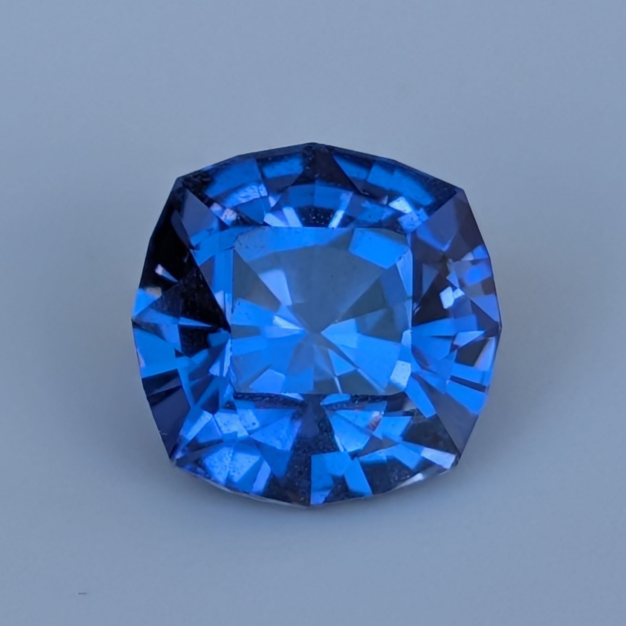 Synthetic Sapphire -  2.49ct (7.4 mm)