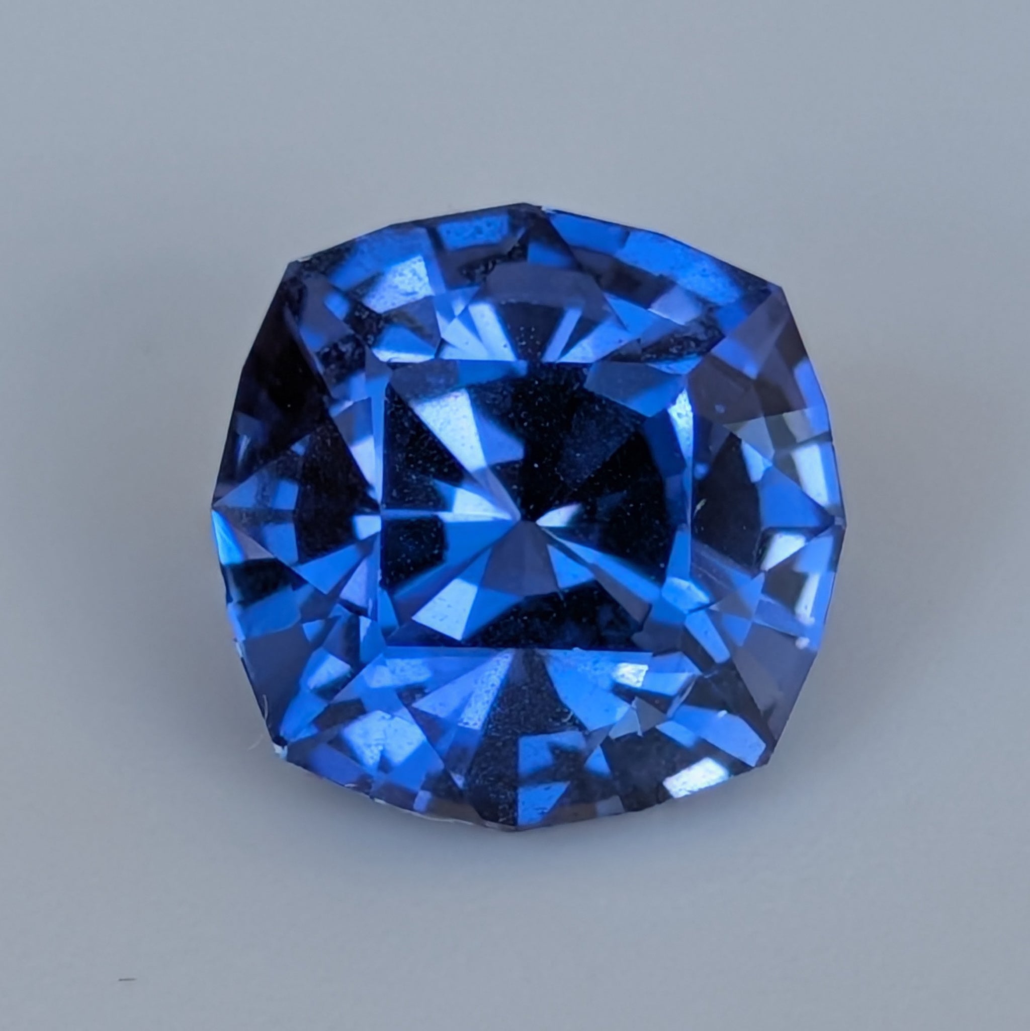 Synthetic Sapphire -  2.49ct (7.4 mm)